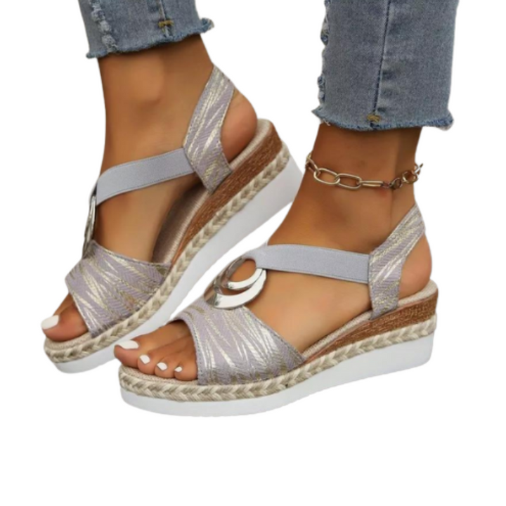 Slip-on women's comfort sandals with ergonomic arch support, ideal for walking & summer casual wear.