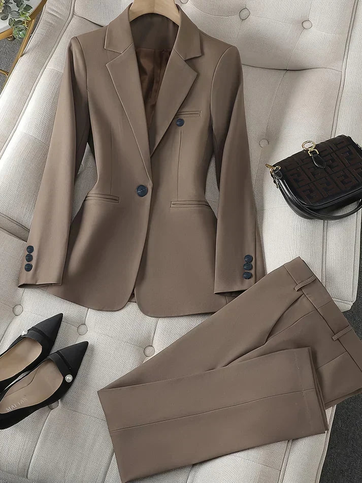 Women's Classic Notched Lapel Blazer & Pant Set, tailored for professional business attire & elegant office wear.