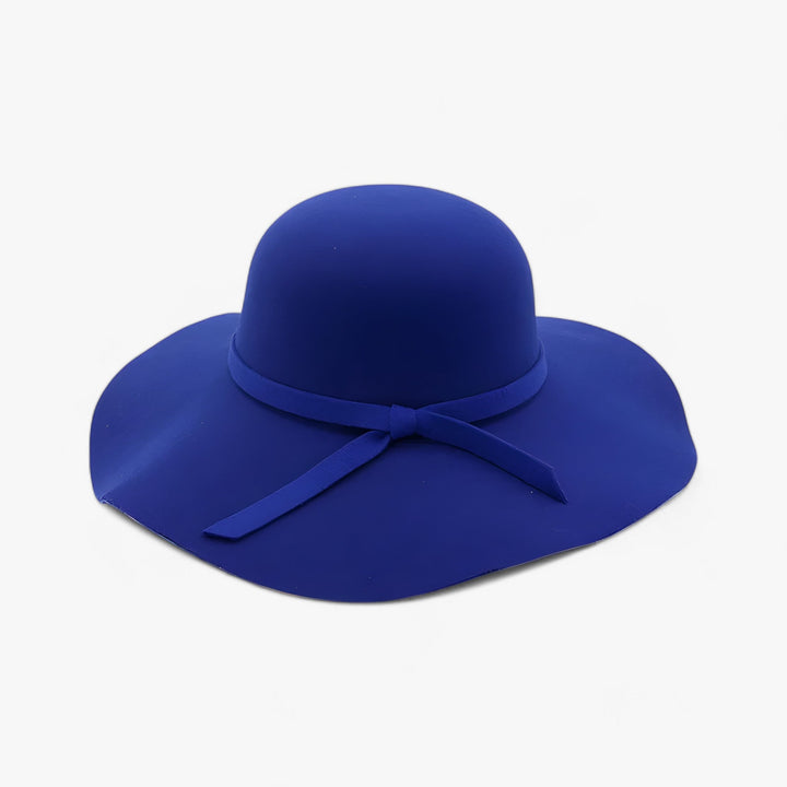 Stylish women's red wool felt fedora, warm headwear perfect for fall fashion.