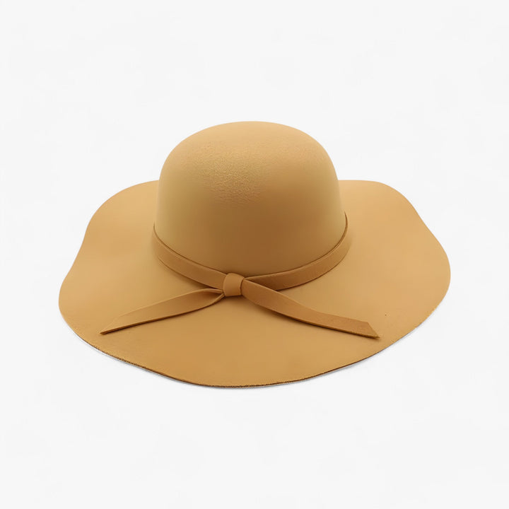 Elegant red wool felt fedora hat for women, a chic winter & fall fashion statement.