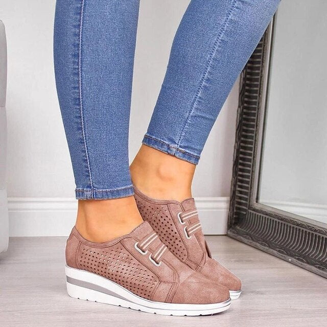 Stylish women's autumn footwear with superior arch support for ultimate comfort.