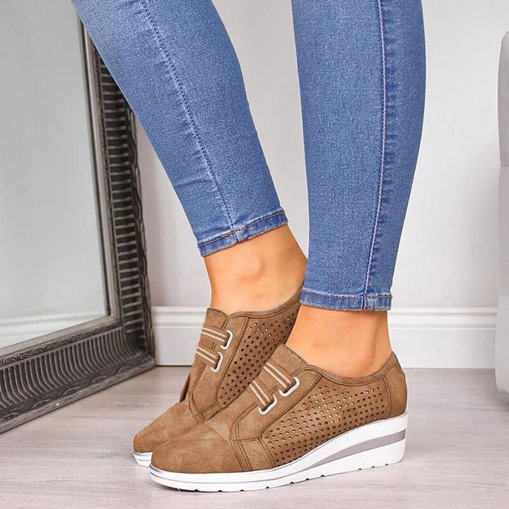 Fall fashion women's shoes: comfortable design, strong arch support for daily wear.