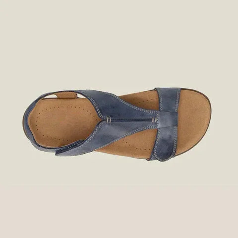 Stylish women's open-toe sandals, adjustable strap for ultimate comfort during summer beach trips.