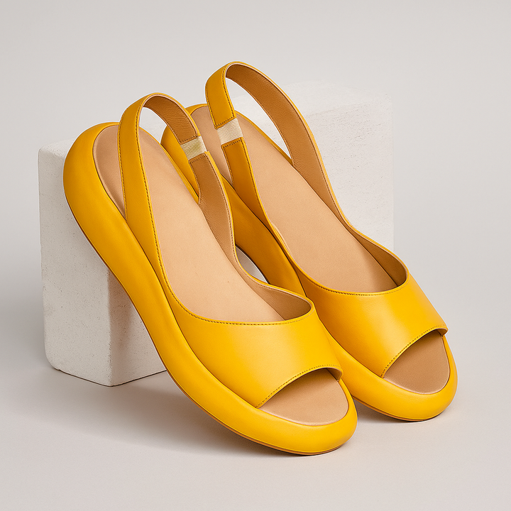 Lightweight women's open-toe slingback flat sandals, offering ultimate comfort and summer style.