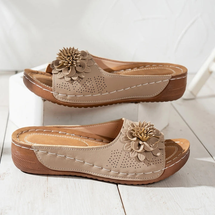 Orthopedic sandals for women featuring arch support, comfortable for all-day wear and walking.