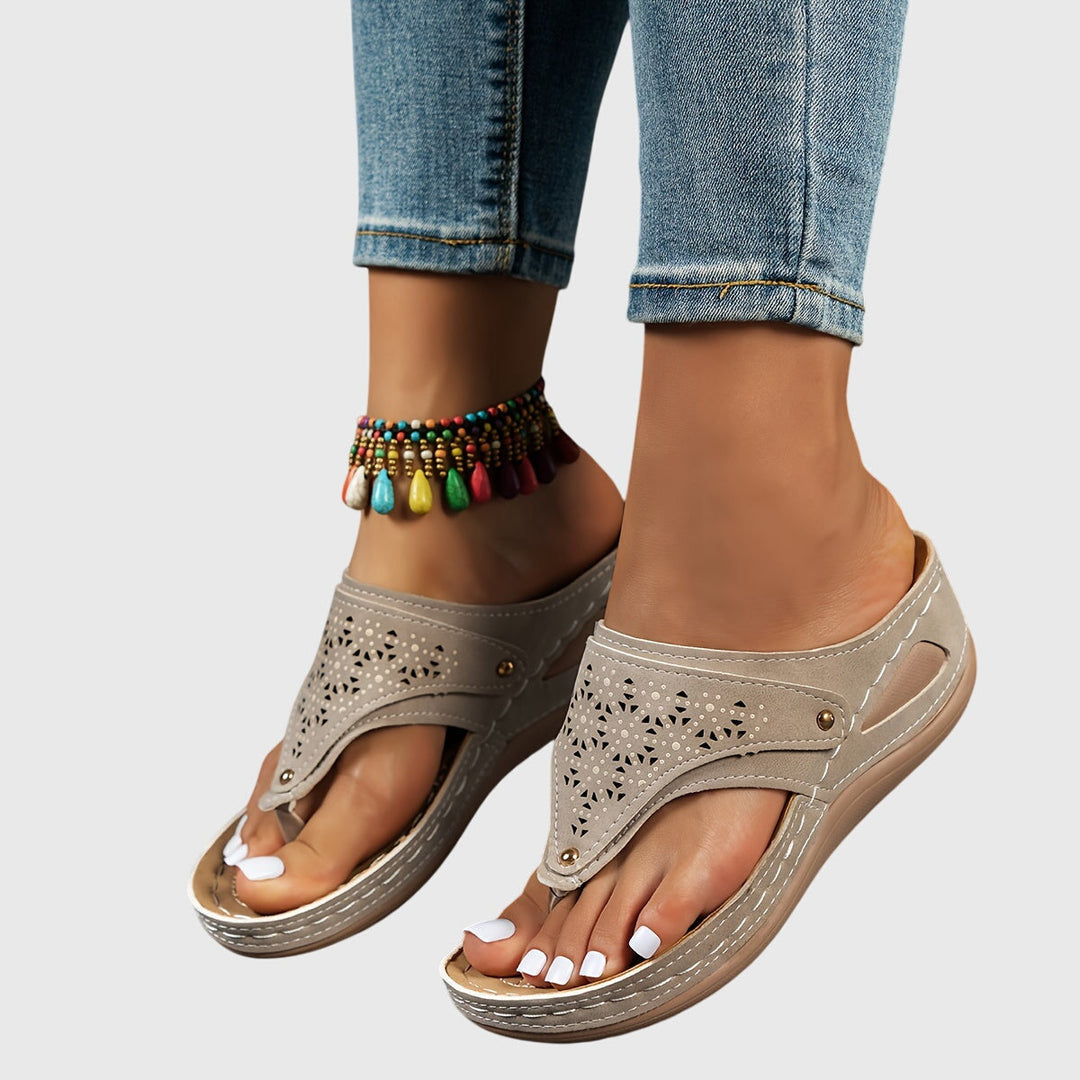 Chic women's platform sandals with a comfortable ankle strap, ideal for all-day summer wear.