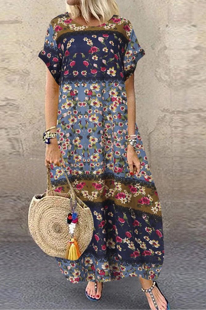 Relaxed fit women's flowy maxi dress, a stylish and comfortable long dress perfect for casual summer outings.
