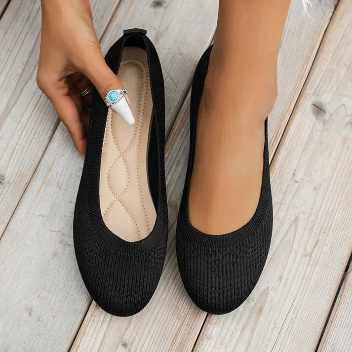 Women's comfortable slip-on ballet flats, perfect for all-day wear & casual style. Versatile everyday shoes.