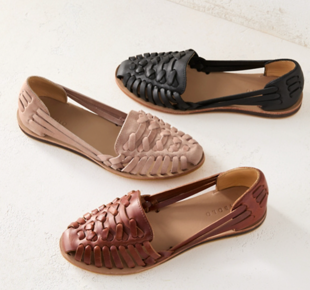 Stylish women's slip-on sandals, perfect for summer vacations & warm weather. Comfortable, easy-wear casual footwear.