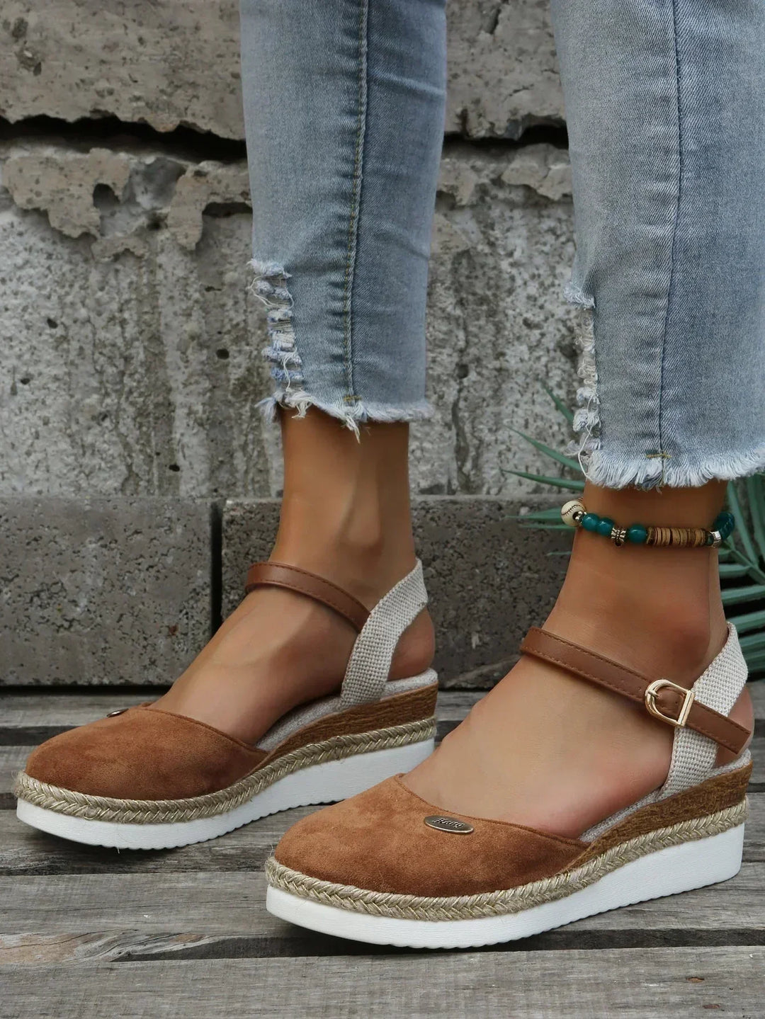 Stylish women's espadrille flats, ideal casual summer shoes for vacation essentials & beach wear.