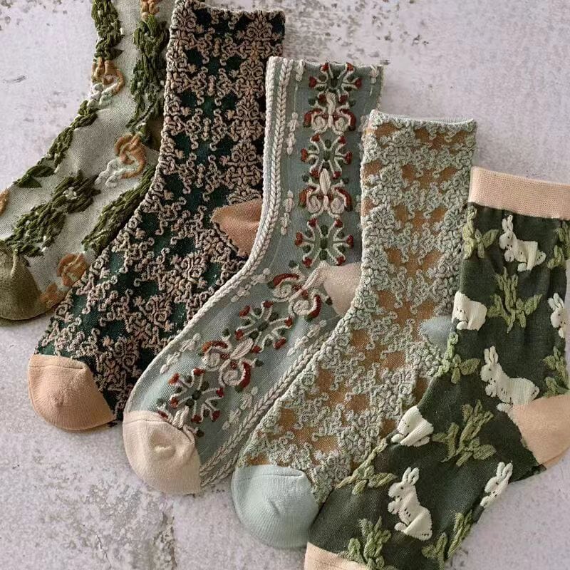 Pair of women's patterned cotton socks with a beautiful blossom print, ideal for fashion and comfort