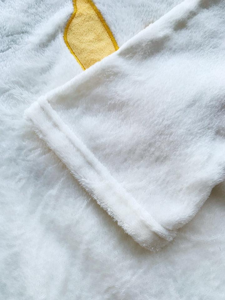 Stylish women's two-piece fleece pyjama set with elegant embroidery and a classic round neck for cold seasons.