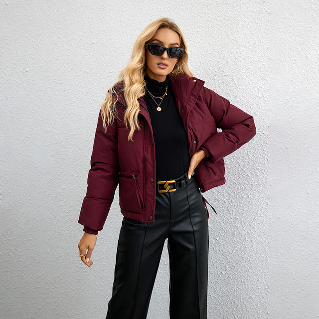 Stylish women's autumn jacket, quilted design for warmth. Perfect casual coat for everyday style.