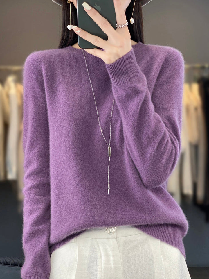 Versatile women's everyday round neck pullover sweater, comfortable relaxed fit.