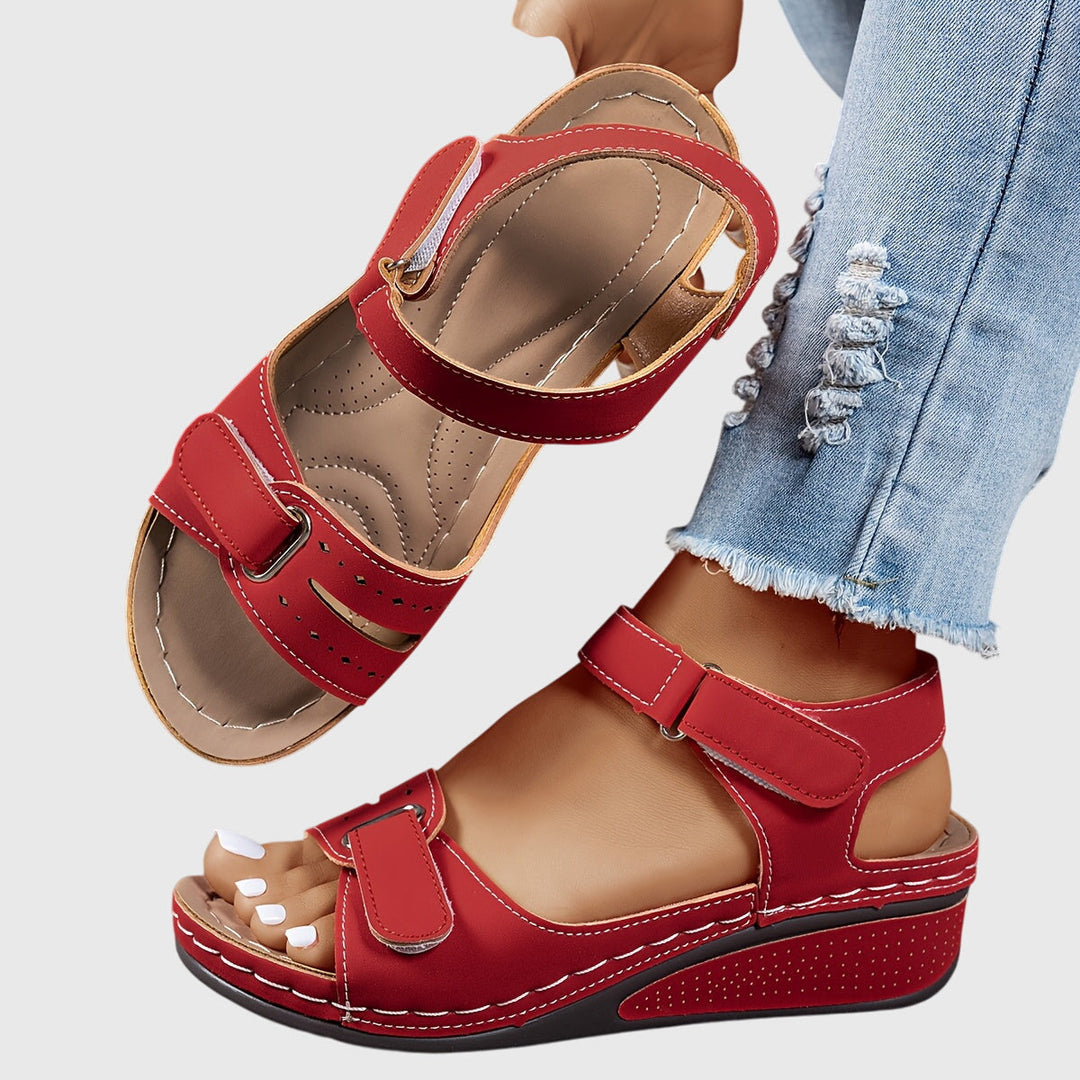 Women's crystal orthopedic comfort sandals with arch support, perfect for summer.