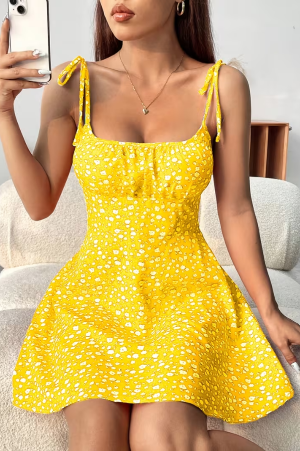 Versatile women's floral strapless slip dress. Chic & comfortable for summer, perfect for day, party, or vacation.