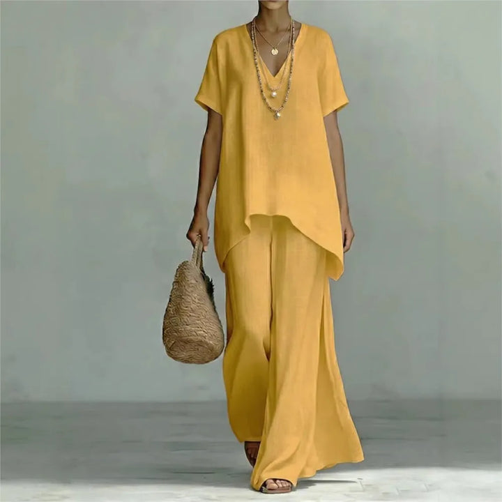 Comfortable women's linen blend set, a breathable two-piece outfit for warm weather.