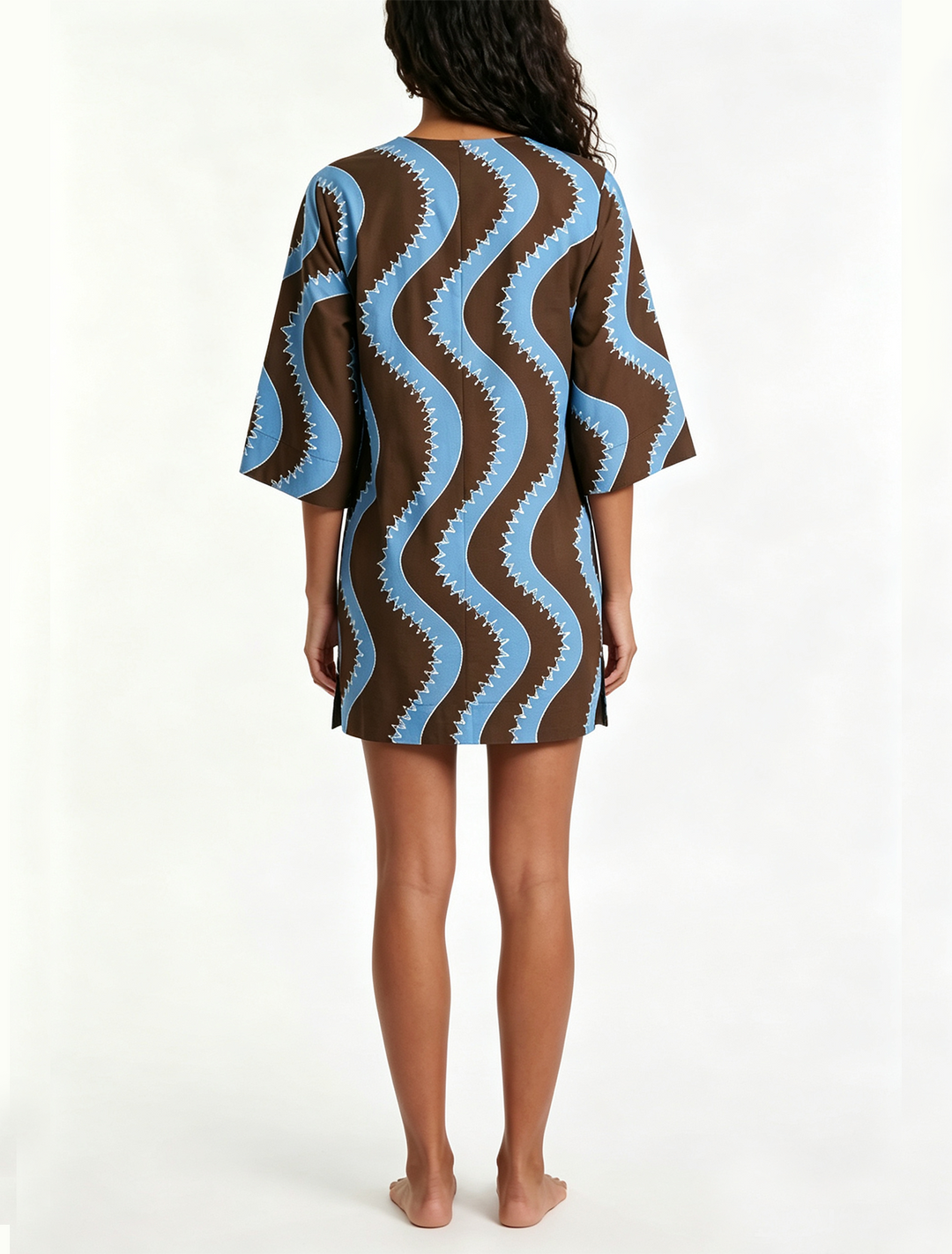Casual women's mini dress with wave print, collared design, and elbow sleeves for effortless style.