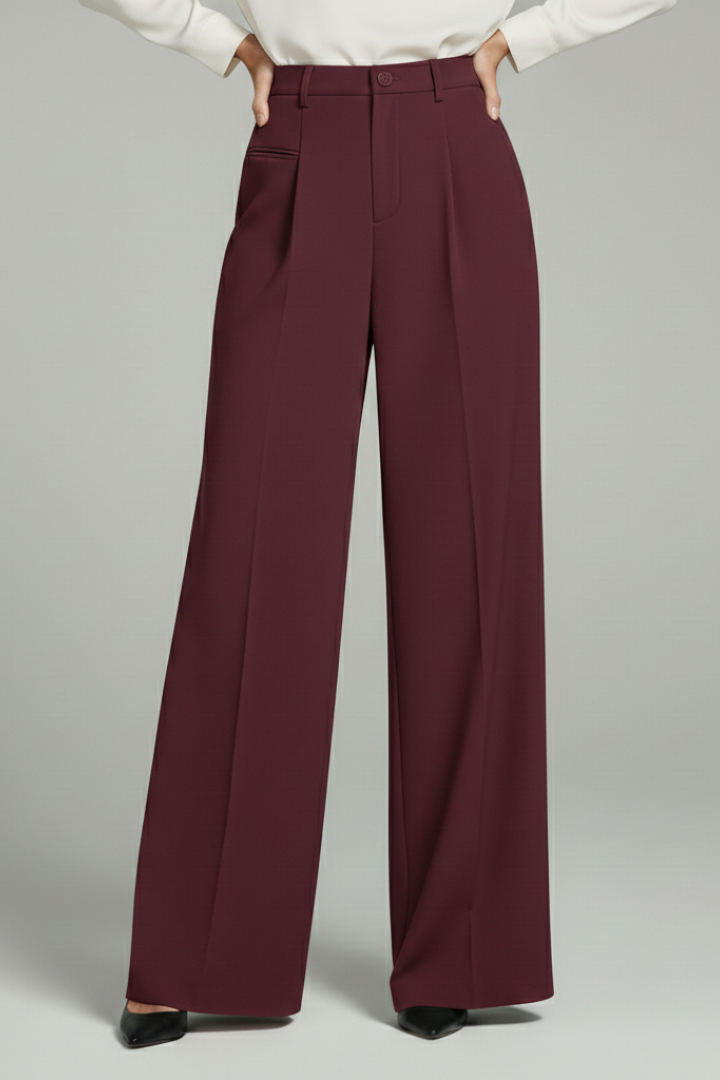 Elegant women's palazzo trousers, featuring beautiful pleats, a wide leg, and convenient storage.