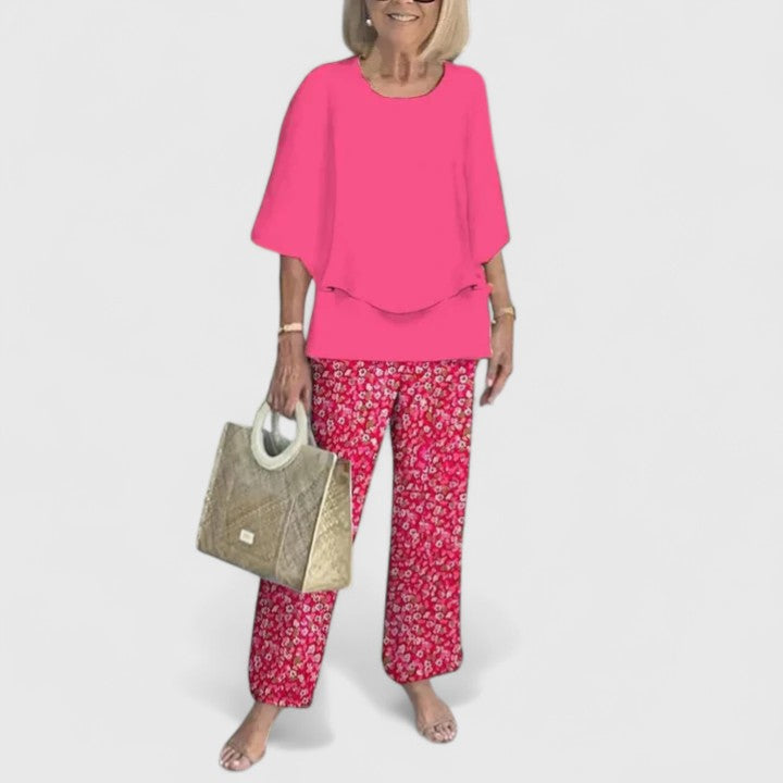 Comfortable & chic women's floral print two-piece set with elegant wide leg trousers.