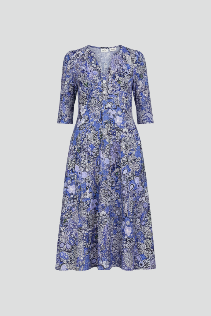 Women's elegant printed V-neck midi dress with three-quarter sleeves, perfect for spring casual wear.