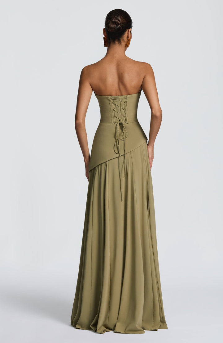 Women's ruched halter neck gown, a beautiful formal maxi dress for proms & evening parties.