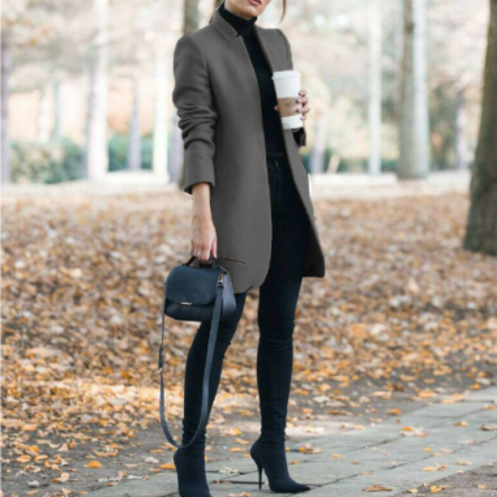 Elegant Reginel women's winter coat, stand collar, perfect for stylish warmth.