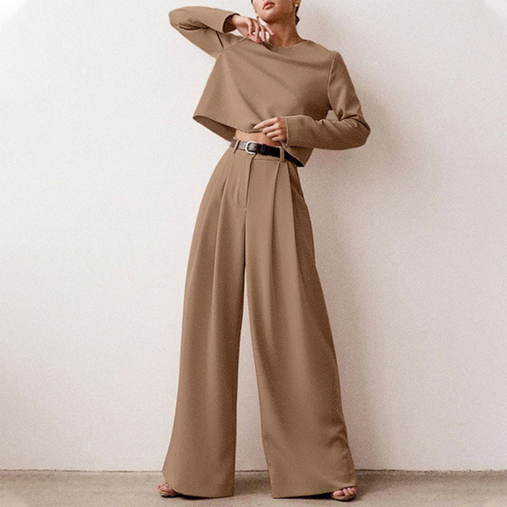 Loose-fit women's cotton palazzo two-piece set, elegant & comfortable for everyday style.