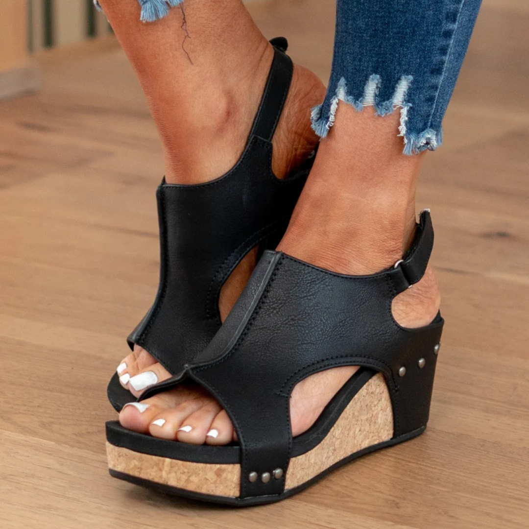 Elegant women's wedge sandals, combining stylish design with unparalleled all-day comfort.