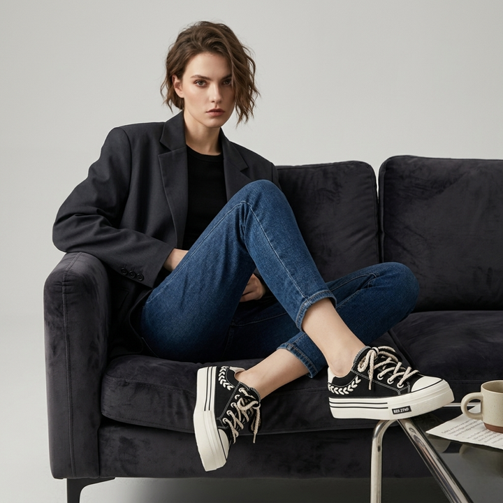Women's elevated platform sneakers, white, with chunky sole for modern street style & comfort. Perfect for daily wear.