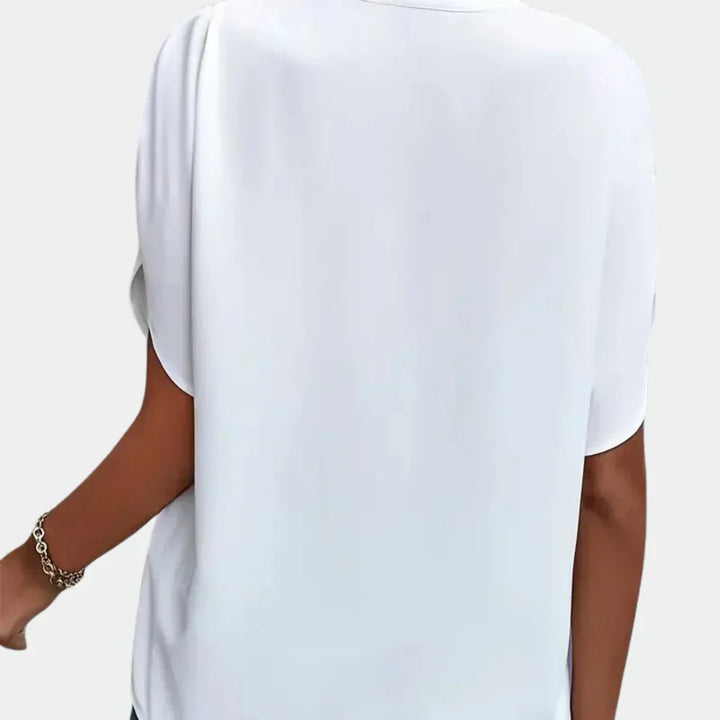 Effortless style with Ella women's airy summer top, a lightweight, relaxed fit blouse for casual wear.