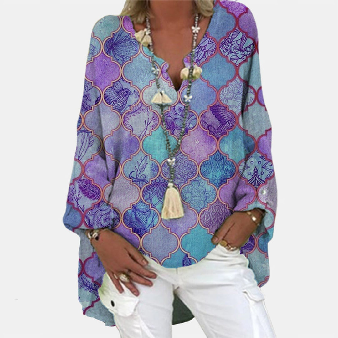 Comfortable Elodie linen blouse for women, long sleeve, classic fit & sophisticated style.