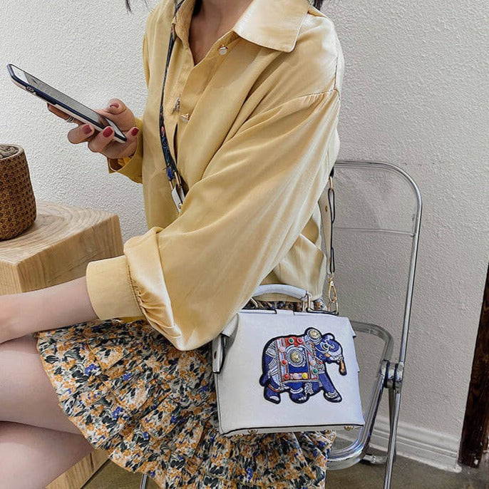 Fashionable embroidered mandala women's shoulder bag, lightweight & versatile, perfect for daily wear.