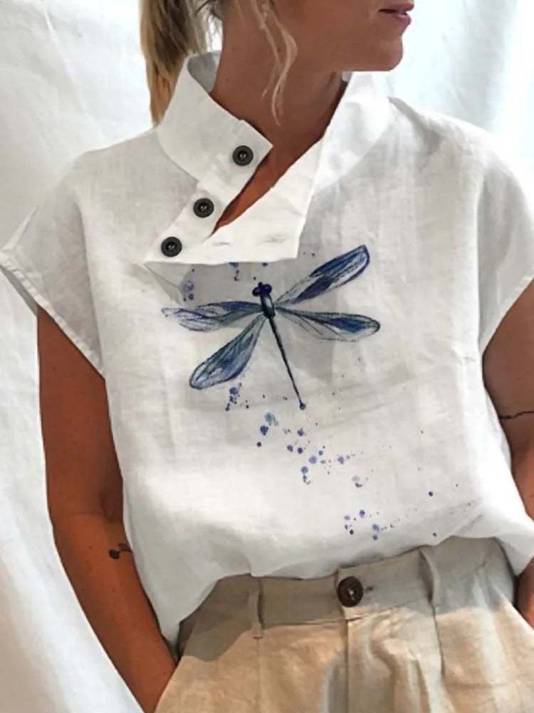 Versatile women's short sleeve shirt, Felicia, with a playful print. Great for casual wear or as an office blouse.
