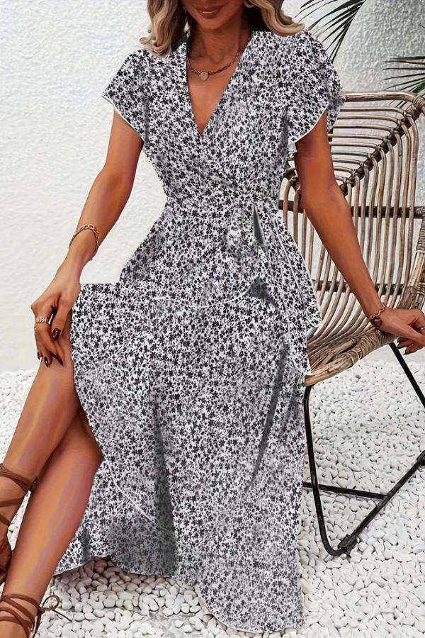 Versatile women's midi dress, V-neck, short sleeve, elegant and flattering for party or everyday styling.
