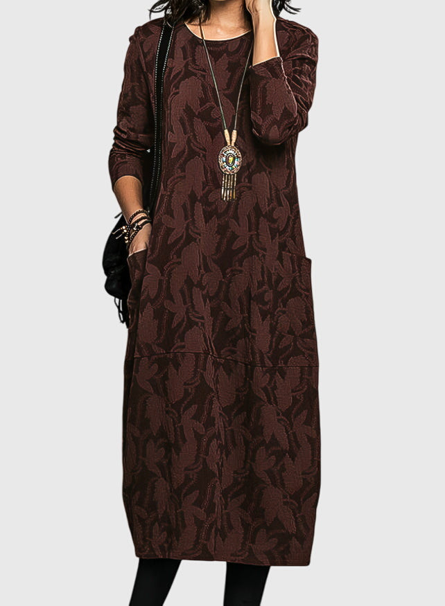 Comfortable women's floral jacquard midi dress, relaxed fit, featuring a stylish print and long sleeves.
