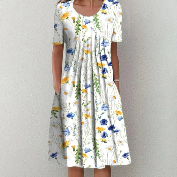 Chic women's floral midi dress, short sleeve, comfortable, perfect for summer and spring everyday fashion.