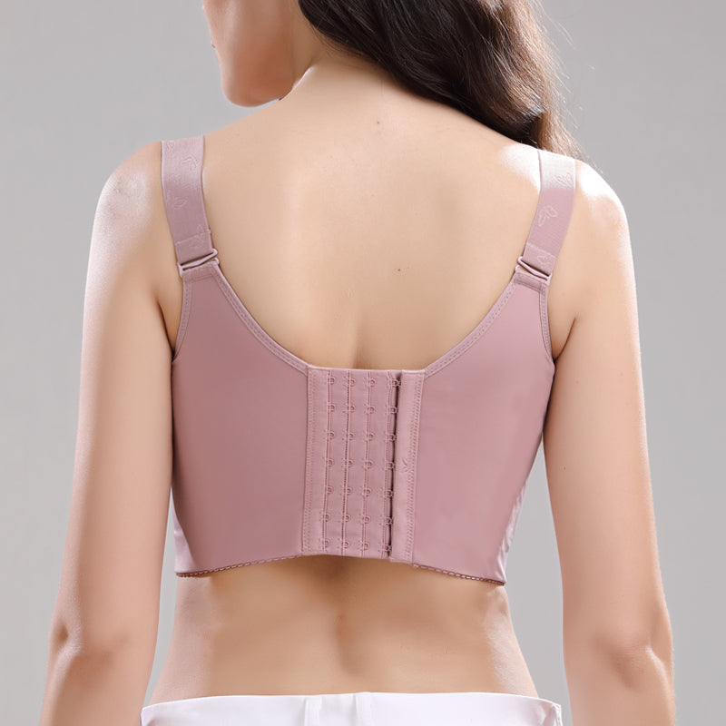 Supportive women's lingerie: front closure bra with charming floral lace, perfect for daily comfort.