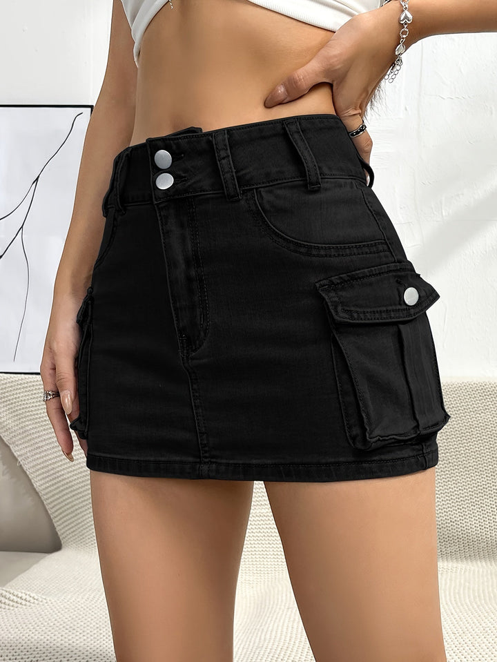 Women's high waist cargo mini skirt, a trendy street style fashion essential for versatile casual wear.