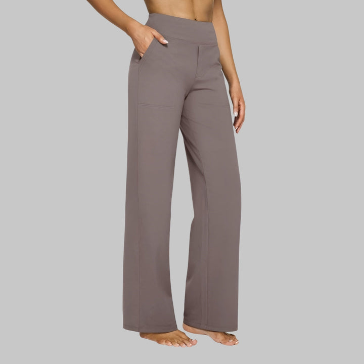Chic women's wide-leg pants, high-waisted design, perfect for comfortable everyday fashion & travel.