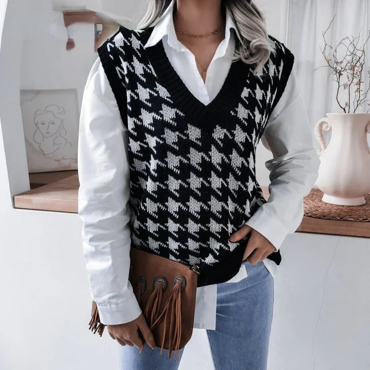 Fall fashion women's houndstooth knit vest, a must-have for trendy and warm layering looks.