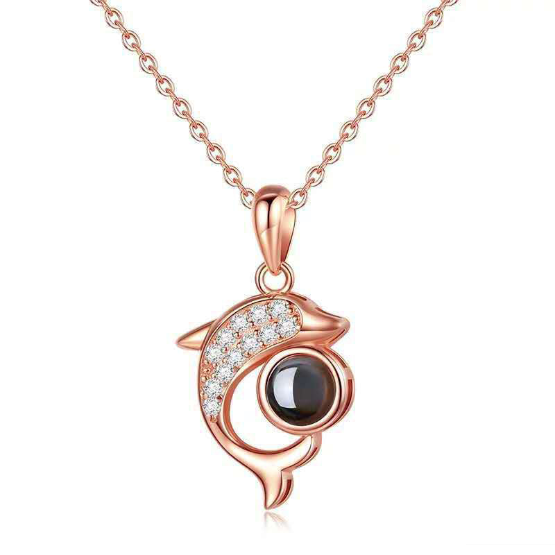 Sentimental silver 'I Love You' projection necklace, perfect for expressing love and affection.