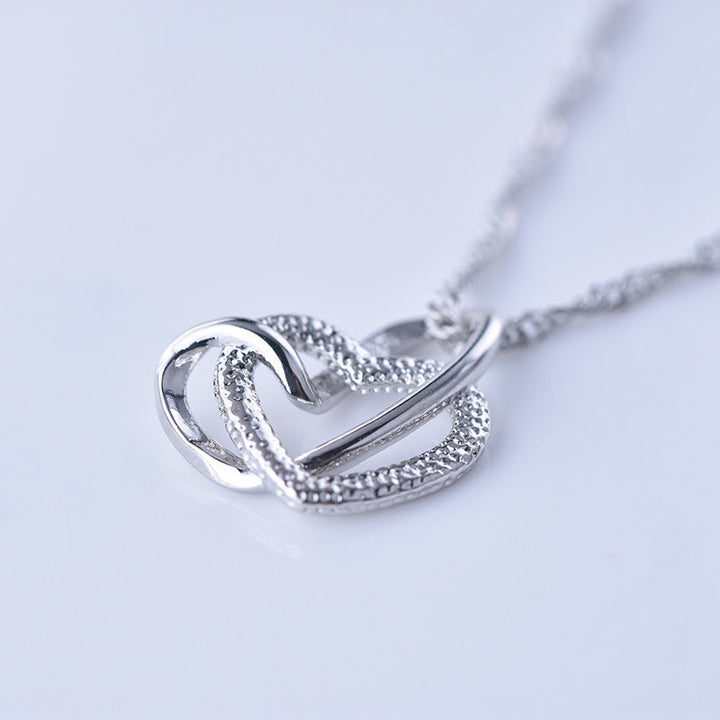 Alloy interlocking heart necklace, a beautiful and meaningful gift for grandmother to granddaughter.