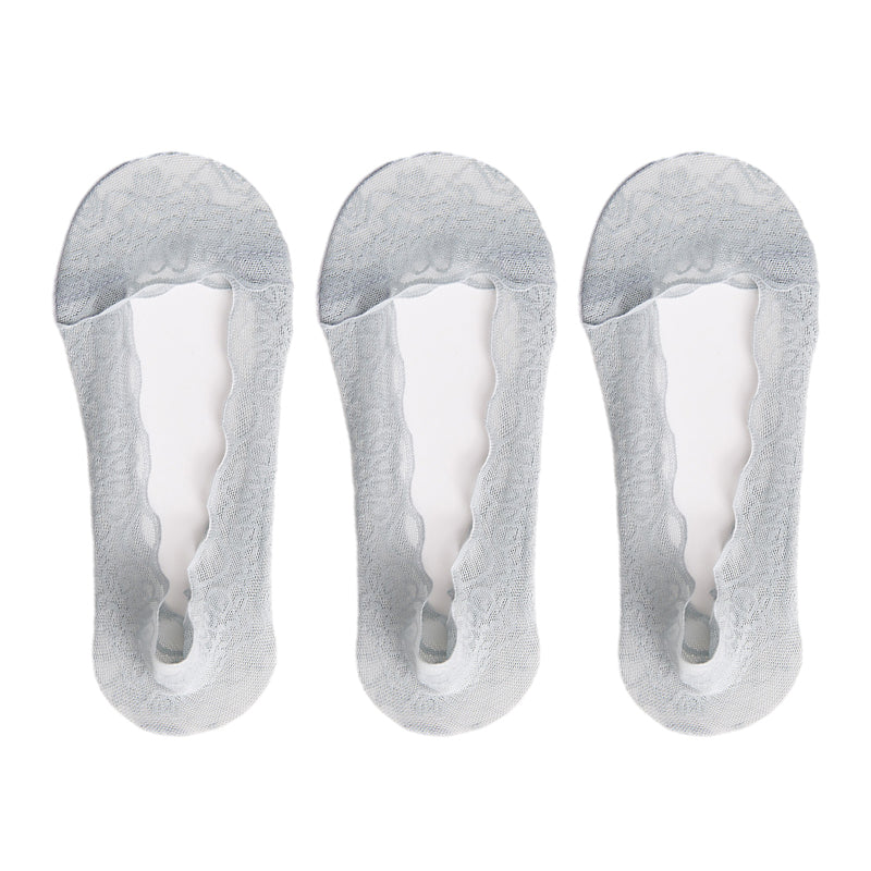 Women's no-show socks with pretty lace, designed for comfort and a hidden look.