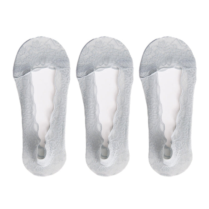 Women's no-show socks with pretty lace, designed for comfort and a hidden look.