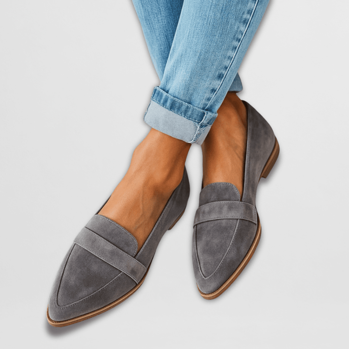 Fashionable women's leopard pattern flat loafers in gray, ideal casual footwear for everyday style.