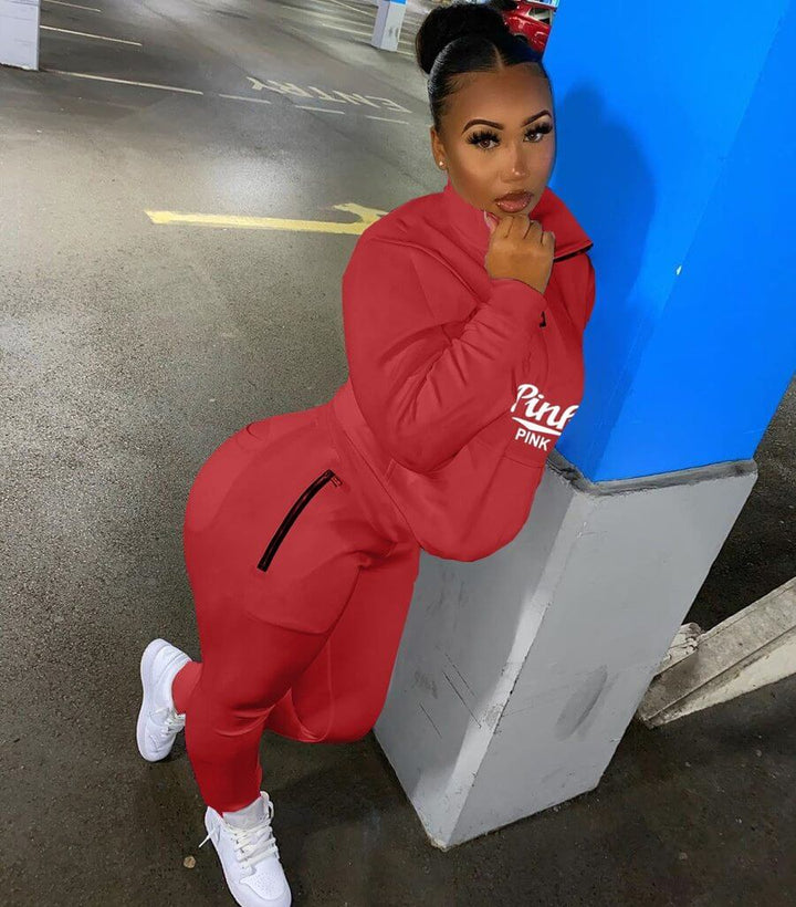 Versatile women's letter print activewear tracksuit, suitable for sport or lounging.