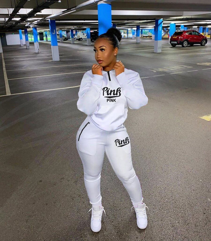 Complete women's letter print two-piece casual tracksuit outfit, relaxed fit.
