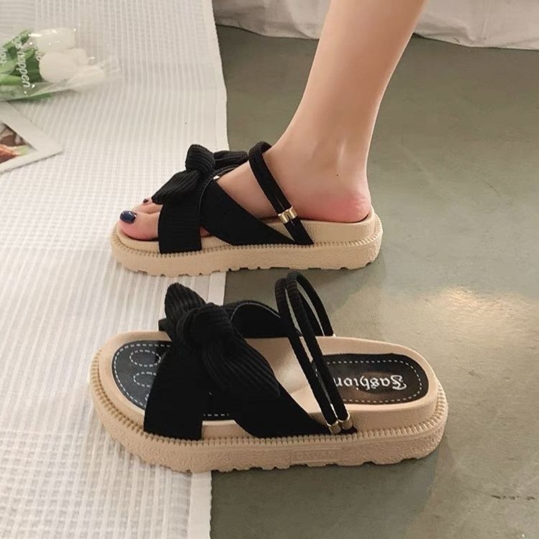 Casual Liana women's slip-on summer sandals. Comfortable open-toe footwear, ideal for sunny days & holidays.