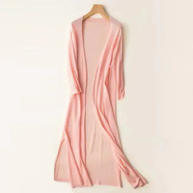 Comfortable women's long vest, the 'Fernanda' model. Lightweight and stylish, perfect as a versatile layering piece.